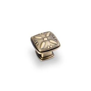 Picture of 1 3/16" Decorated Square Cabinet Knob