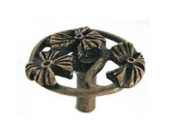 Picture of 1-1/4" Bloom 3 Open Flowers Knob 